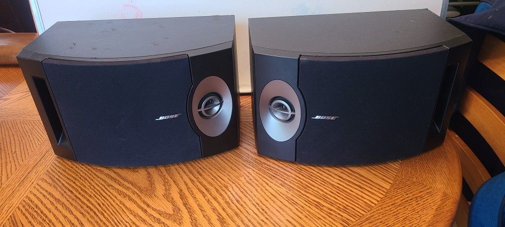 Bose Speakers (201 V )