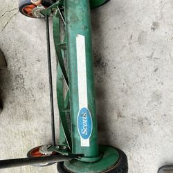 Scotts Law mower 