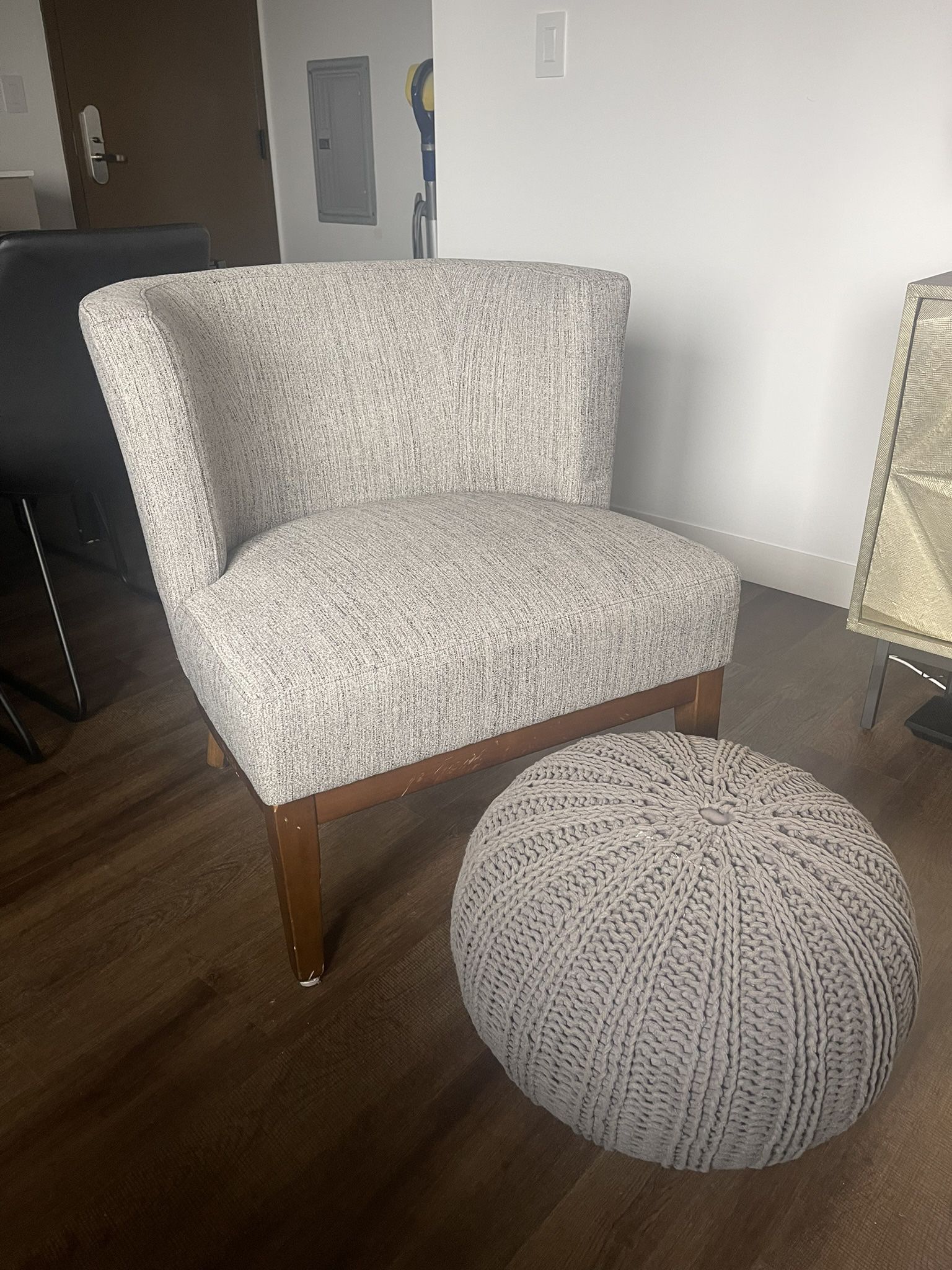 Chair and Small Ottoman 