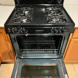 FREE Gas Stove Fully Functional Must Pickup
