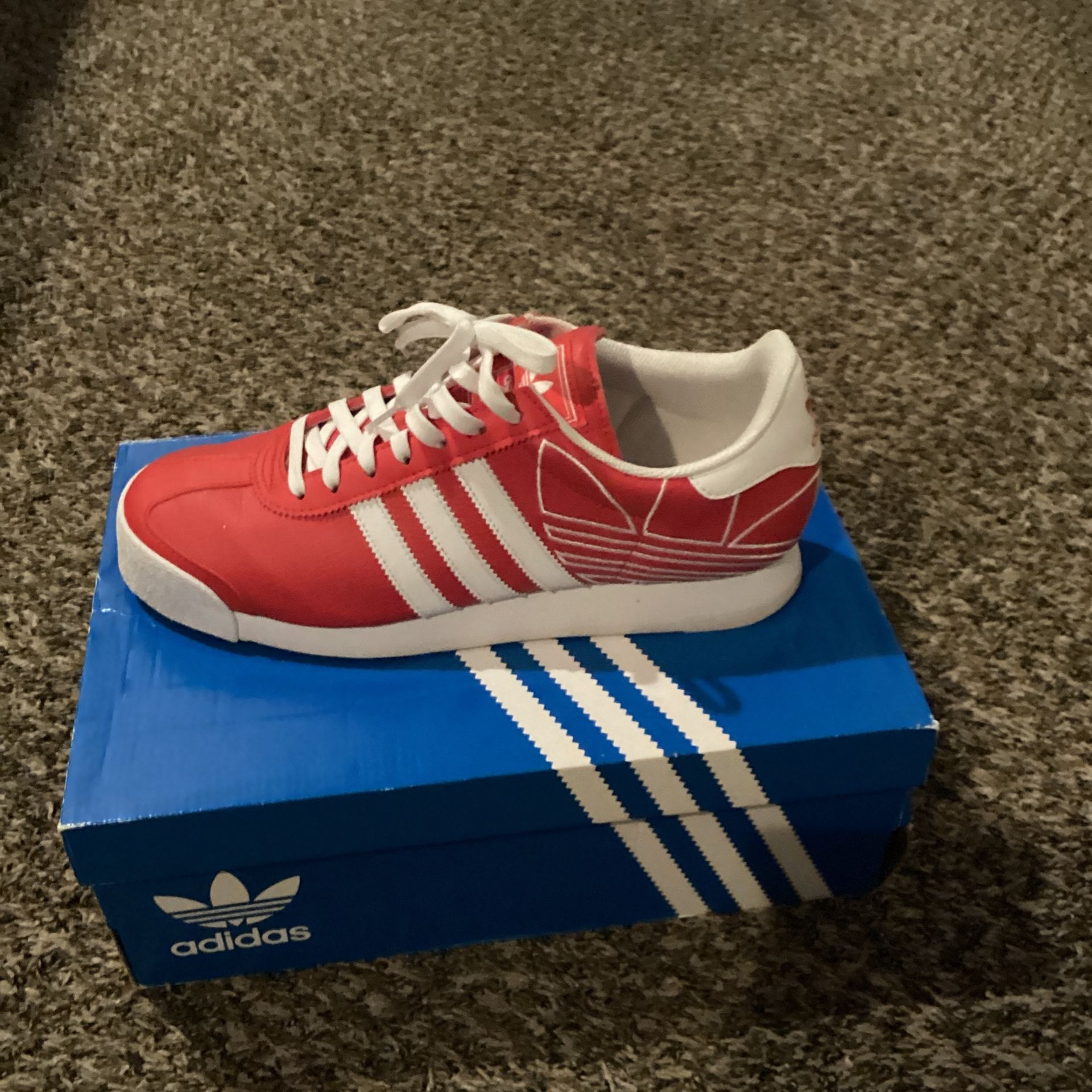 Men Adidas Samosa