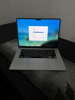 Apple Macbook Air 15 in M4