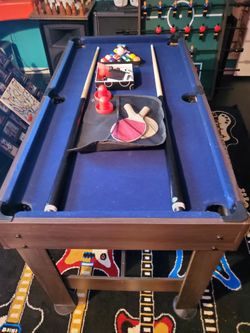 Kids gaming table