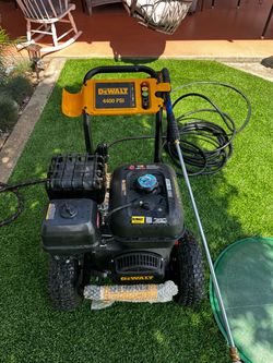 New dewalt 4400 psi gas pressure washer. Try before you buy. Pickup only.