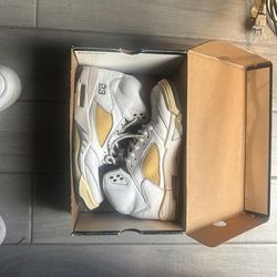 Jordan 5 White Metalics