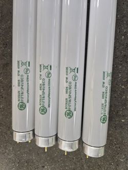 GE Ecolux F17T8/SP41/ECO fluorescent light bulbs.