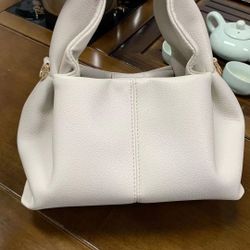 polene dumpling bag white🎁 🎁 