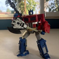 Transformers War for Cybertron Siege Optimus Prime Voyager Class