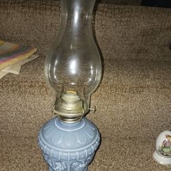 Gorgeous Vintage Oil Lamp