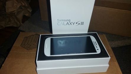 Samsung Galaxy S3 with Case