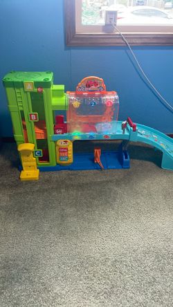 Little People Car Wash Toy