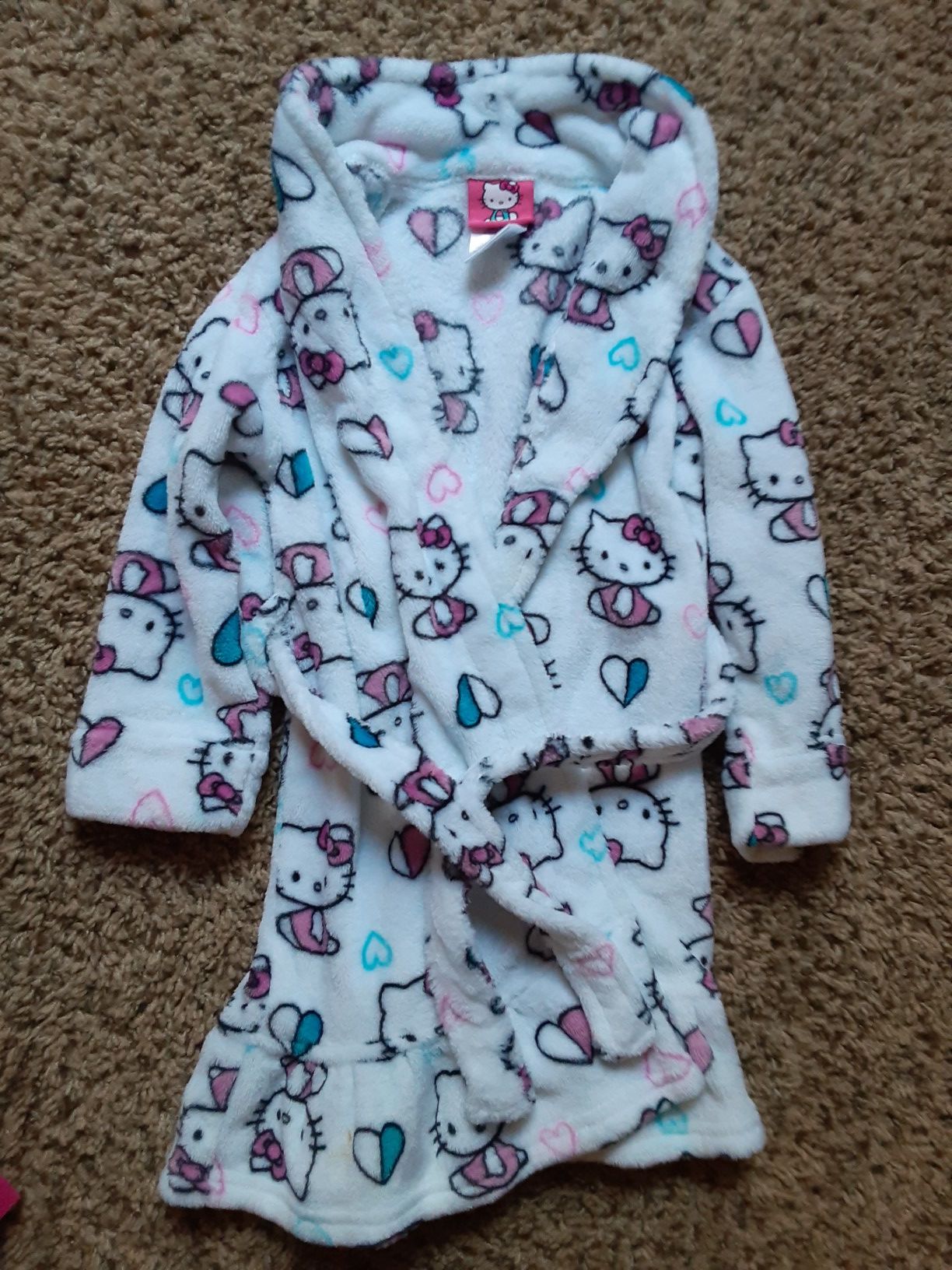 Hello kitty robe 4T