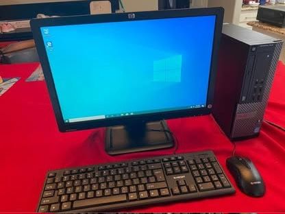 Like NEW Dell Optiplex intel(R) Core (TM) i5-3570 3.4GHz 8GB RAM 21" Monitor, Desktop Complete Set