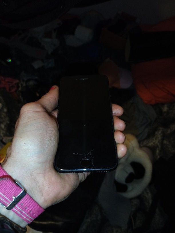 iPhone SE Gen 3