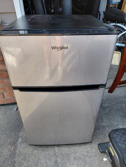 Whirlpool mini Fridge/Freezer