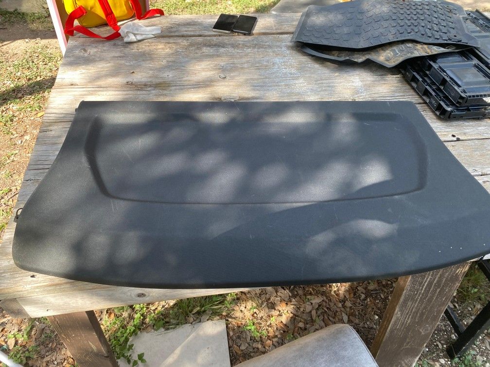 Audi Rear Cargo Cover 