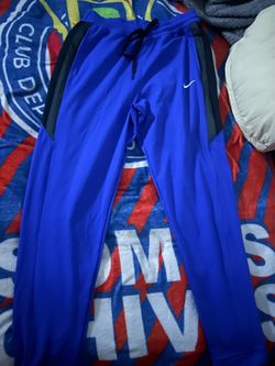 Nike therma fit pants