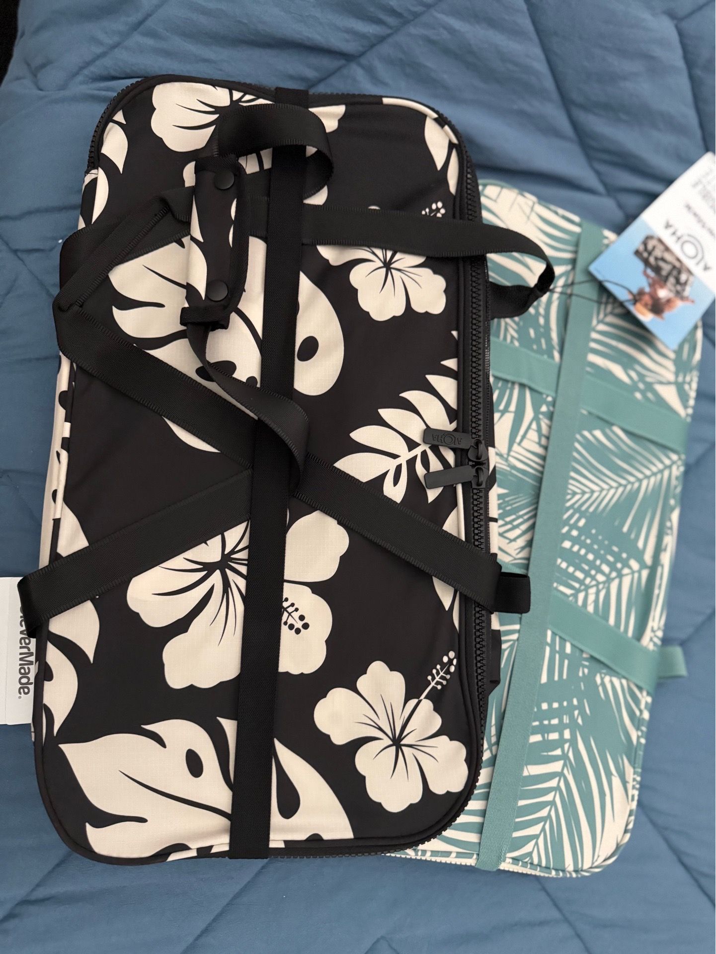 2 Aloha Collection CleverMade Beach Tote Bags
