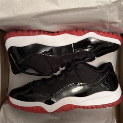 Jordan retro 11 sz 2.5