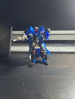 Transformers Age of Extinction Hot Shot Deluxe Action Figure
