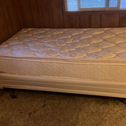 Twin size bed