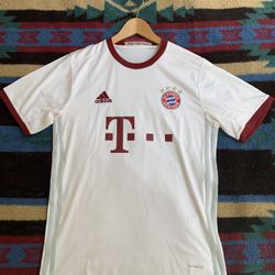 Bayern Munich 2016-17 Third Jersey White Adidas Size M