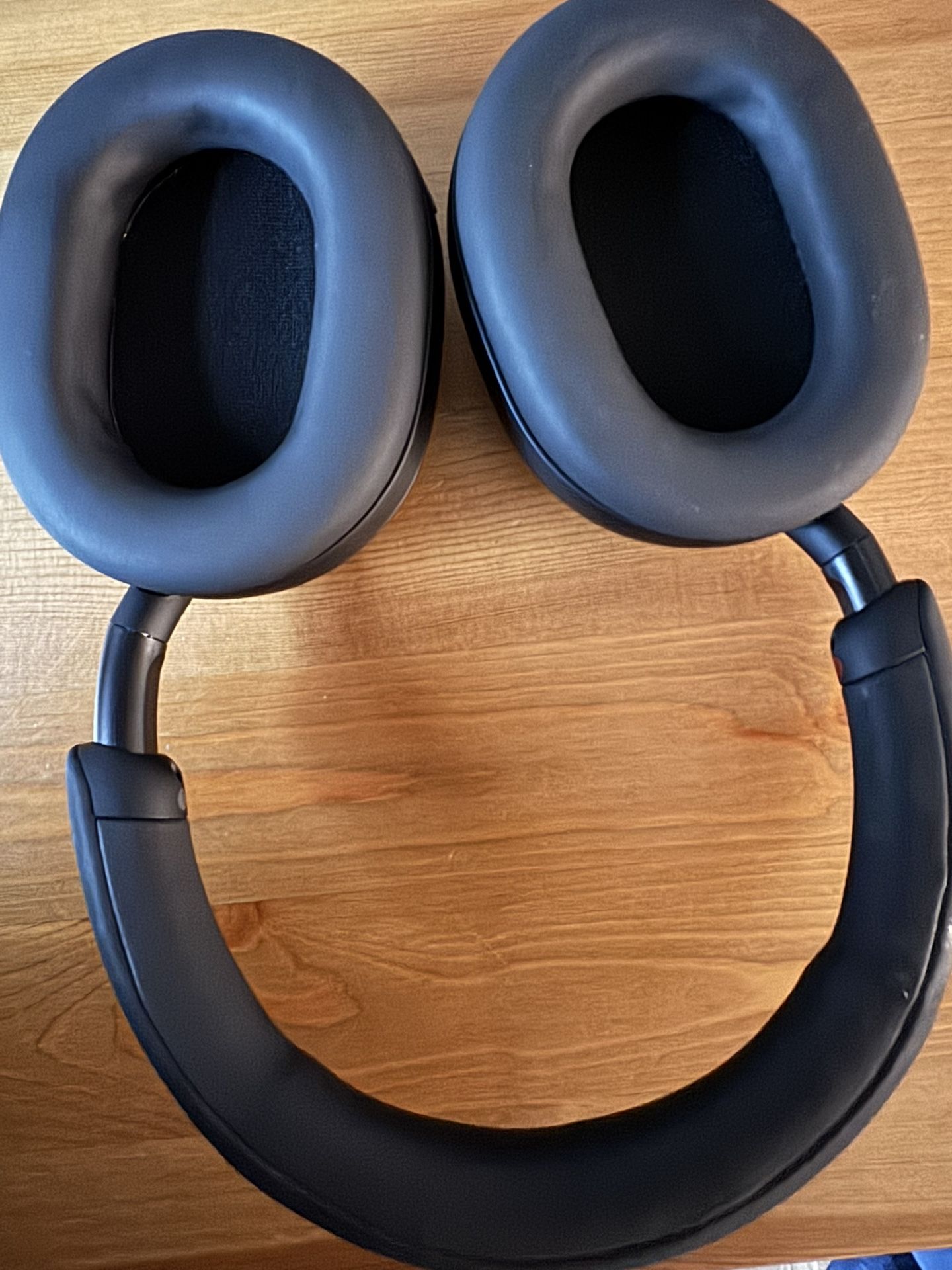 Sony Wh-1000xm5 Noise Canceling Headphones 