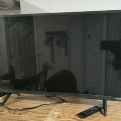 Vizio TV 📺  32"