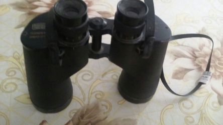 Biniculars. 7×50 field 7´´10