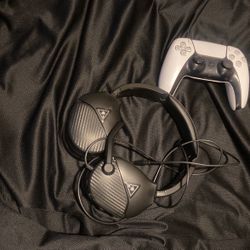 P5 Controller And Turtle Beach Headset