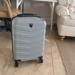 Carry-on bag, with wheels