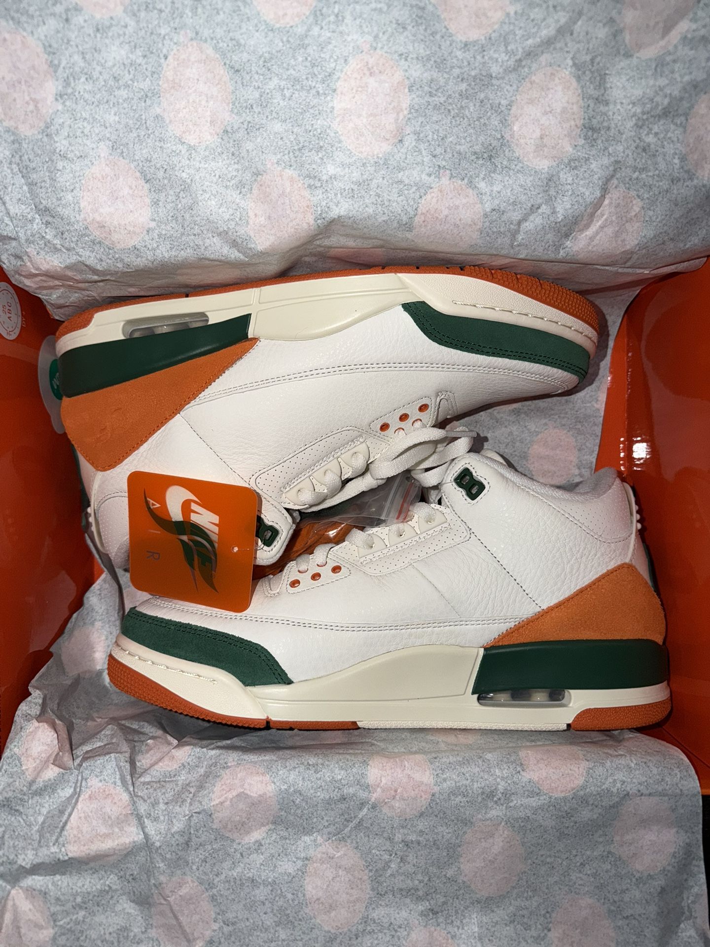 Jordan 3 ‘Solefly Miami’
