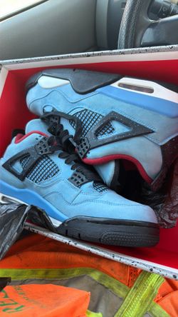 Jordan 4 Travis Scott