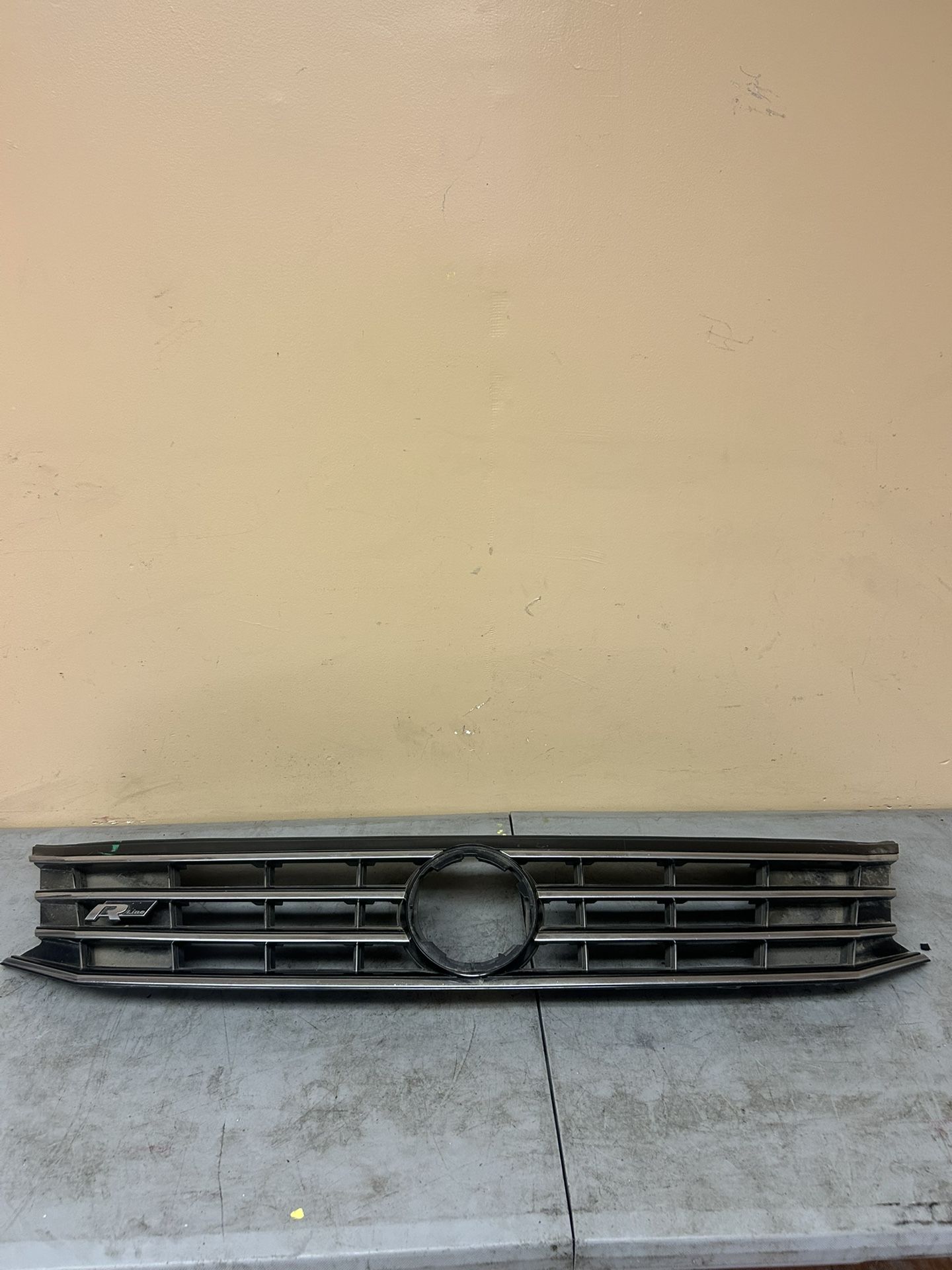 2016 2017 2018 2019 Volkswagen Vw Passat Grille Oem