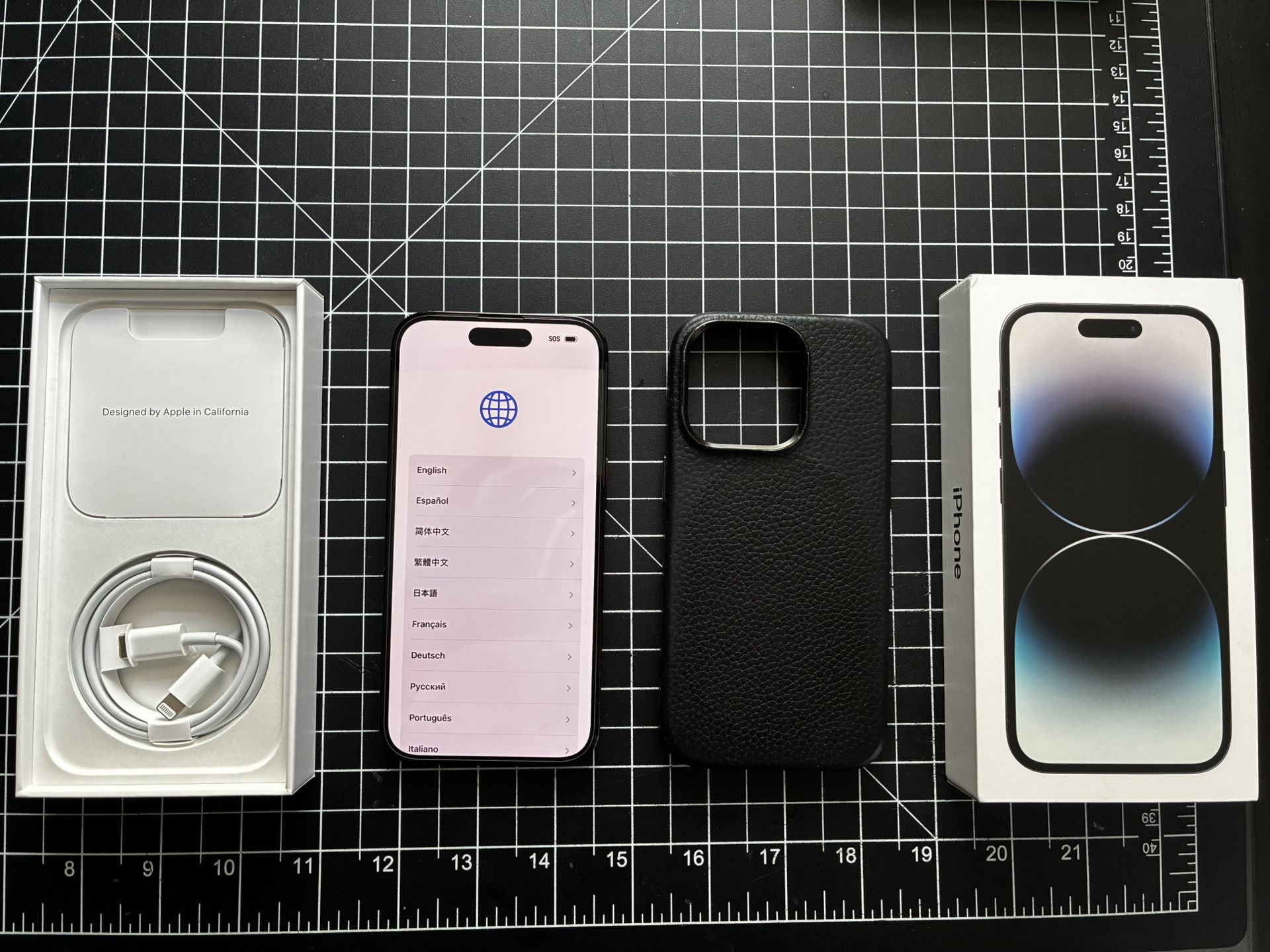 Unlocked Apple iPhone 14 Pro - 128GB