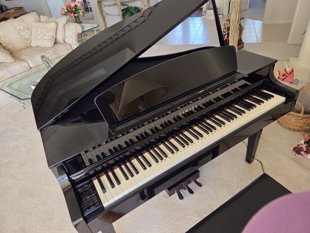 Yamaha Clavinova CLP565GP Piano