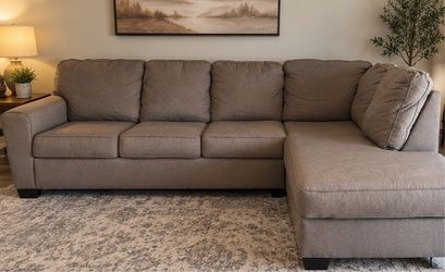 Sectional Couch - Free Delivery 🚚