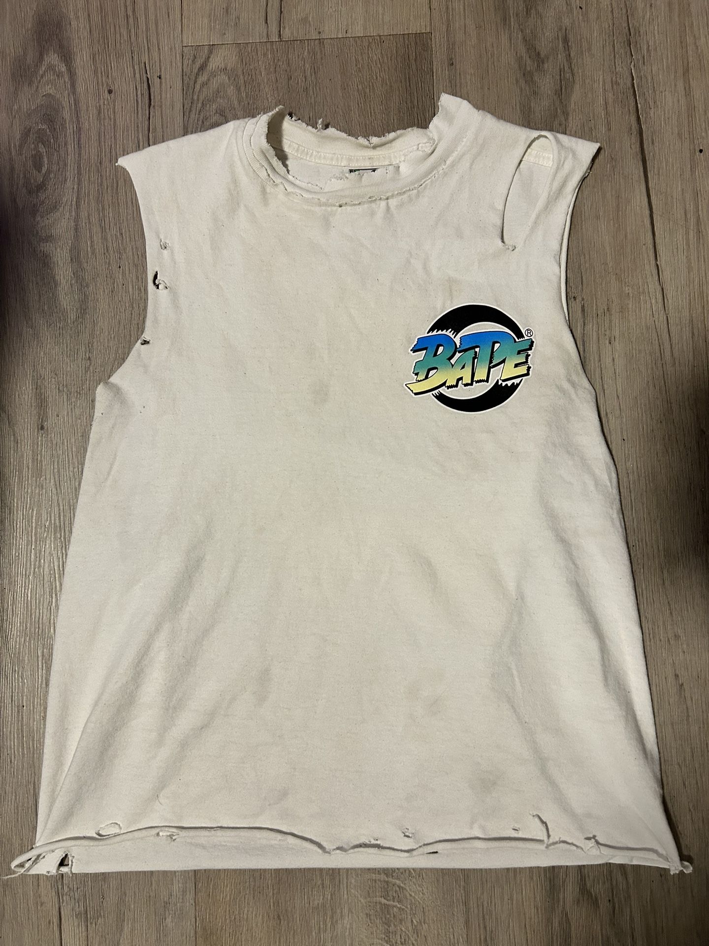 BAPE DISTRESS CUT OFF TEE