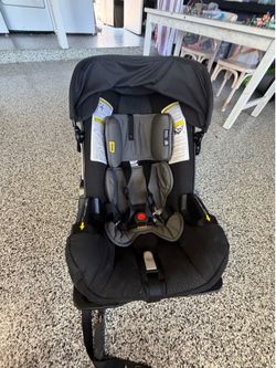 Doona car seat/ stroller