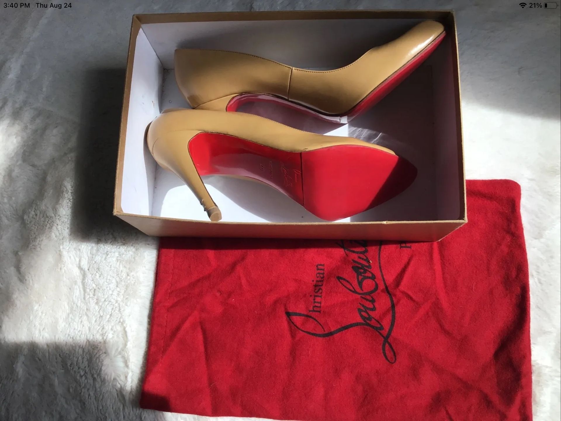 Christian Louboutin Apostrophy Pump 39.5