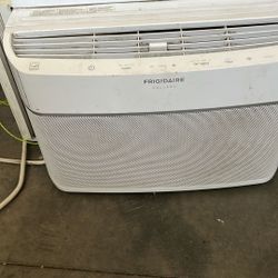 Frigidare Air Conditioner 