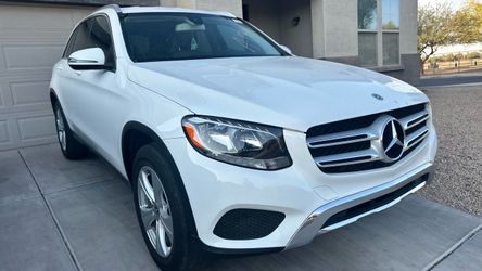 2017 Mercedes-Benz GLC 300