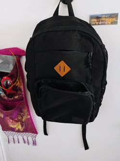 18" fabric backpack excellent condition pickup only cash