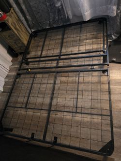 ADJUSTABLE QUEEN BED FRAME