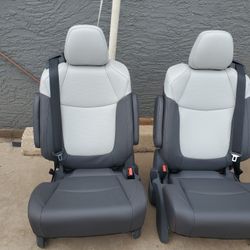 BRAND NEW LEATHER BUCKET SEATS WITH SEATBELTS 