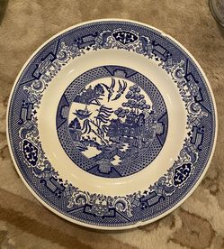 VINTAGE Blue Willow Ware Royal China Plate