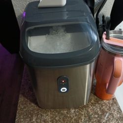 Ice Maker 