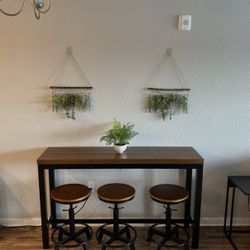 Table with Barstools 