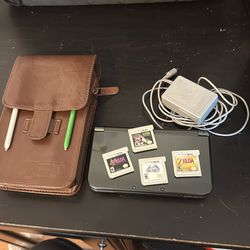 New 3DS XL with Games