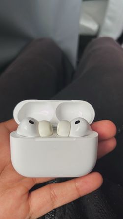Apple AirPods Pro with Charging Case